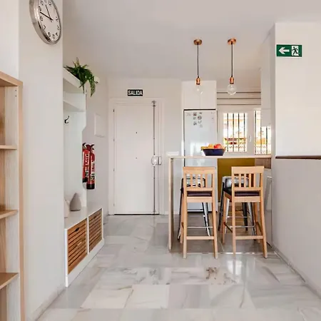 Lovely 3 Bedroom Duplex With Pool & Great Sea View Torremolinos