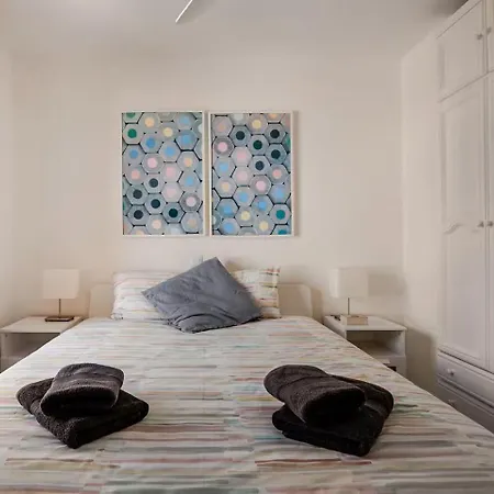 Lovely 3 Bedroom Duplex With Pool & Great Sea View Torremolinos