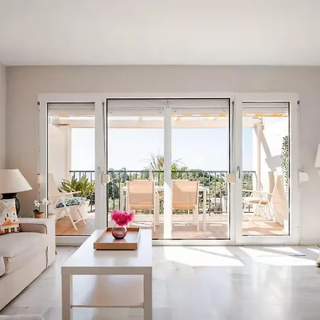 Appartement Lovely 3 Bedroom Duplex With Pool & Great Sea View