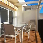 Mon - Lovely 3 Bedroom Duplex With Pool & Great Sea View Apartman