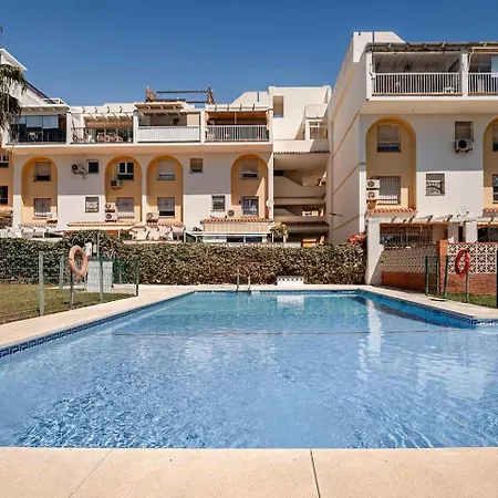 Lovely 3 Bedroom Duplex With Pool & Great Sea View *